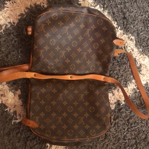 Authentic Vintage Louis Vuitton - Picture 16 of 16
